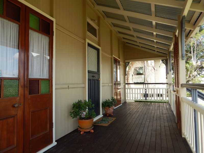 44 Blackstone Road, Newtown QLD 4305