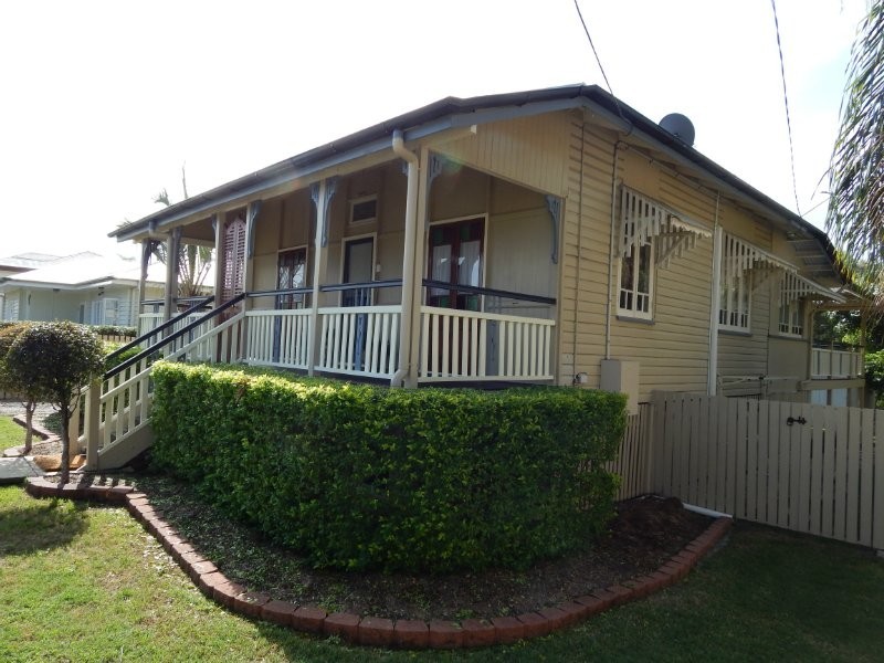 44 Blackstone Road, Newtown QLD 4305