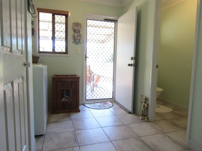 21 Wisteria Street, Walloon QLD 4306