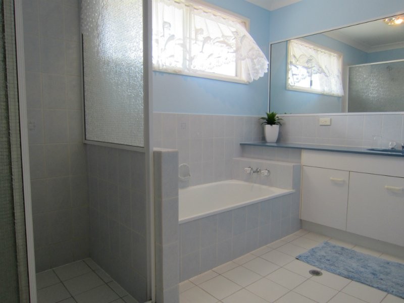 19 Wade Street, Bundamba QLD 4304