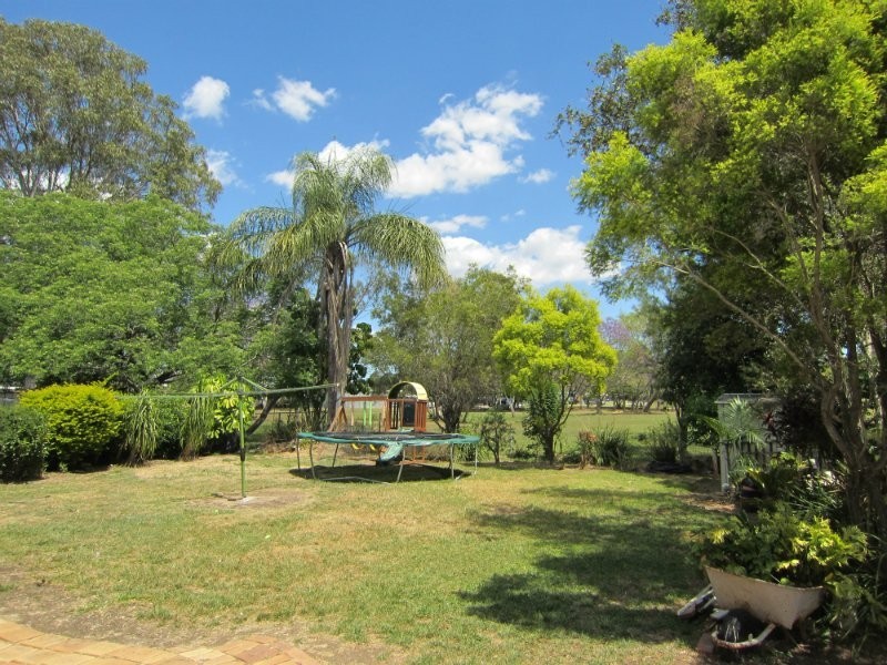 103 Thornton Street, Raceview QLD 4305