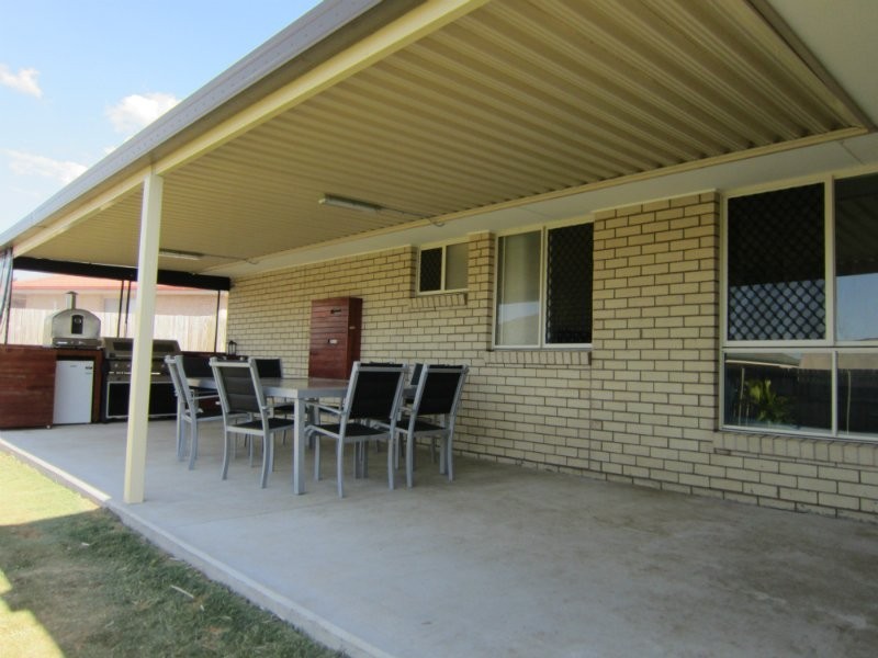 18 Acacia Close, Raceview QLD 4305