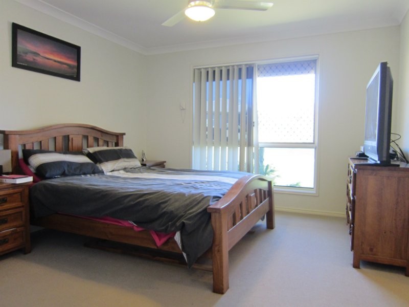 18 Acacia Close, Raceview QLD 4305