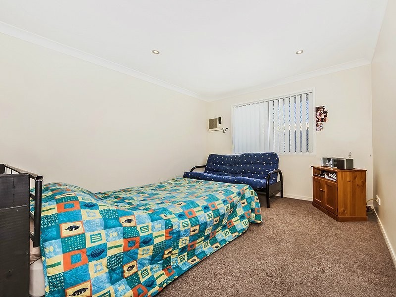 98 Jacana Crescent, Flinders View QLD 4305