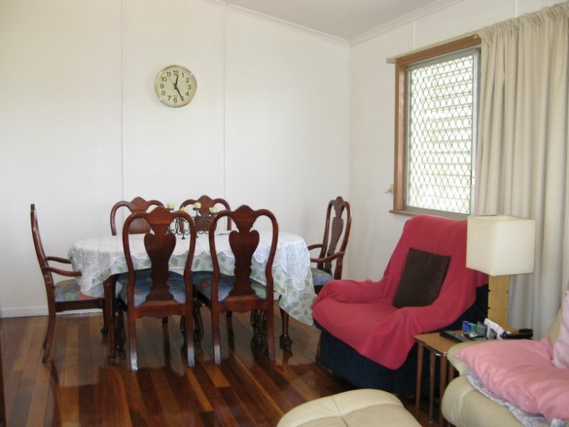 43 Grange Road, Eastern Heights QLD 4305