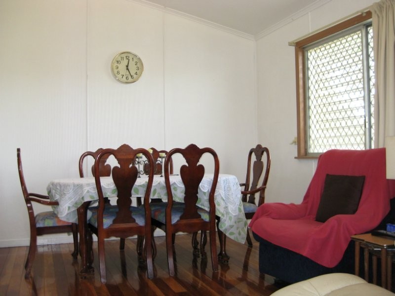 43 Grange Road, Eastern Heights QLD 4305