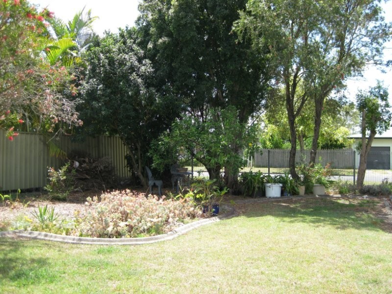 43 Grange Road, Eastern Heights QLD 4305
