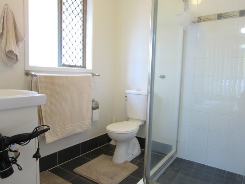 2 Maitland Street, Churchill QLD 4305