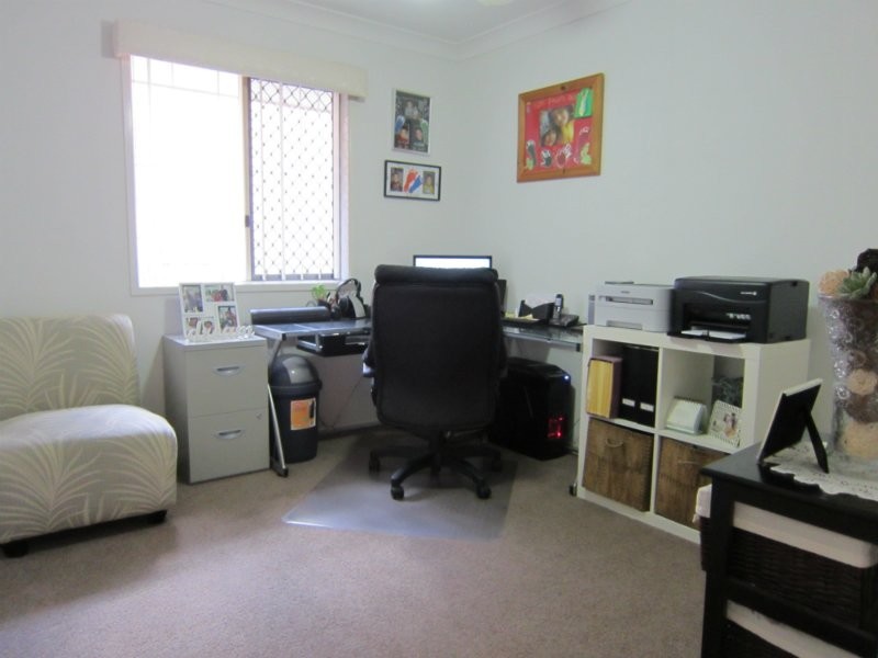 2 Maitland Street, Churchill QLD 4305