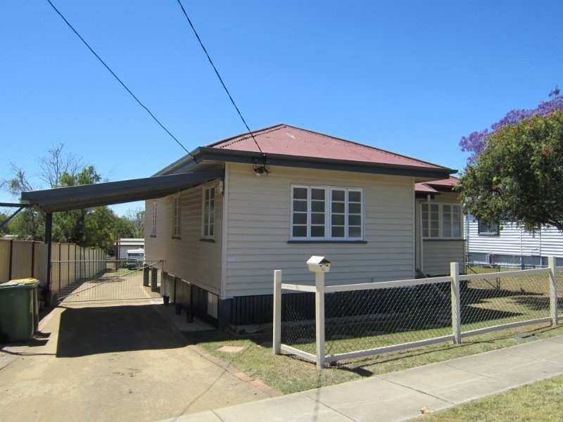 32 Wattle Street, North Booval QLD 4304
