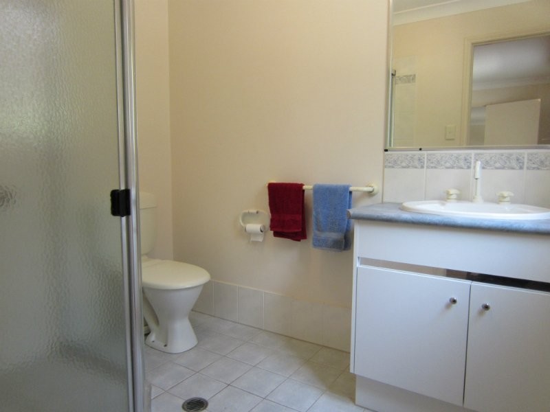104 Willowtree Drive, Flinders View QLD 4305