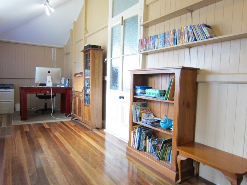 1 Blackall Street, East Ipswich QLD 4305
