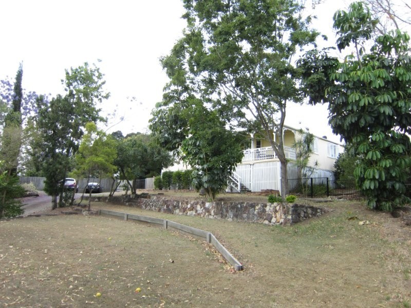 1 Blackall Street, East Ipswich QLD 4305
