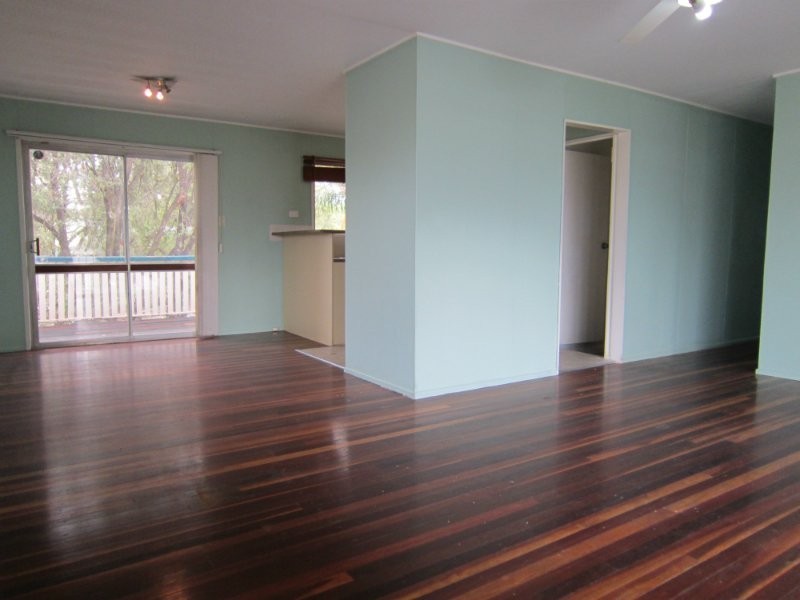 16 Blanck Street, Raceview QLD 4305