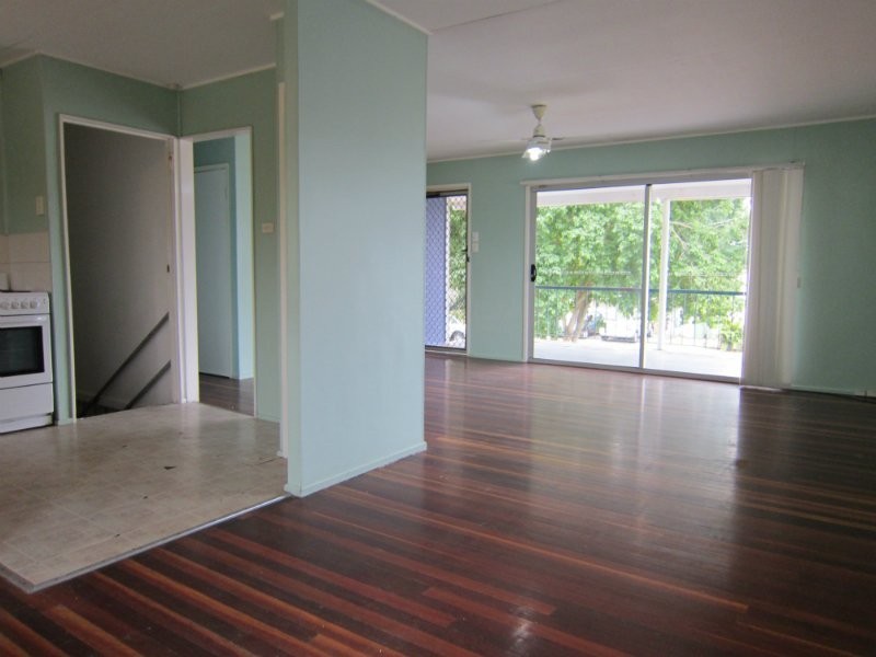 16 Blanck Street, Raceview QLD 4305