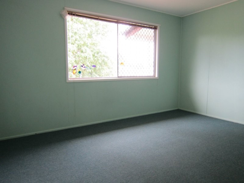 16 Blanck Street, Raceview QLD 4305