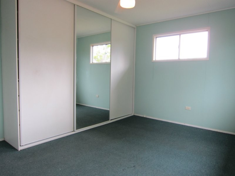 16 Blanck Street, Raceview QLD 4305