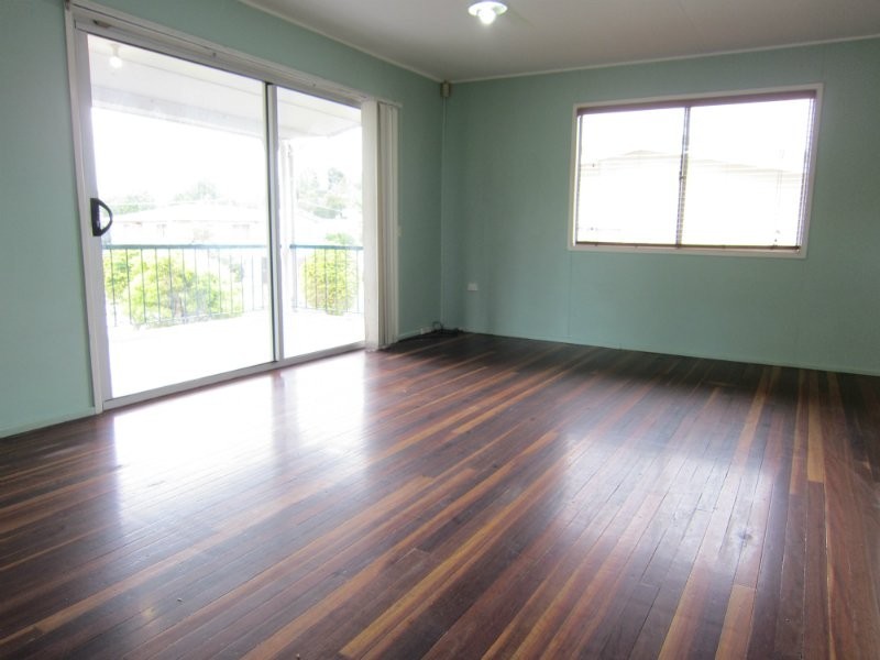 16 Blanck Street, Raceview QLD 4305