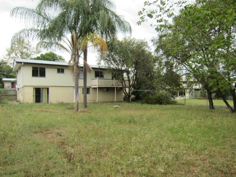 16 Blanck Street, Raceview QLD 4305