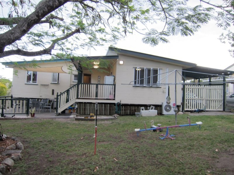 18 Edgar Street, Eastern Heights QLD 4305