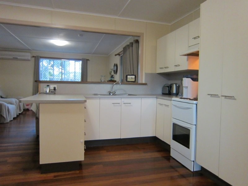 18 Edgar Street, Eastern Heights QLD 4305