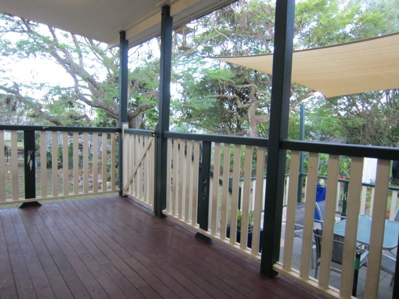 18 Edgar Street, Eastern Heights QLD 4305