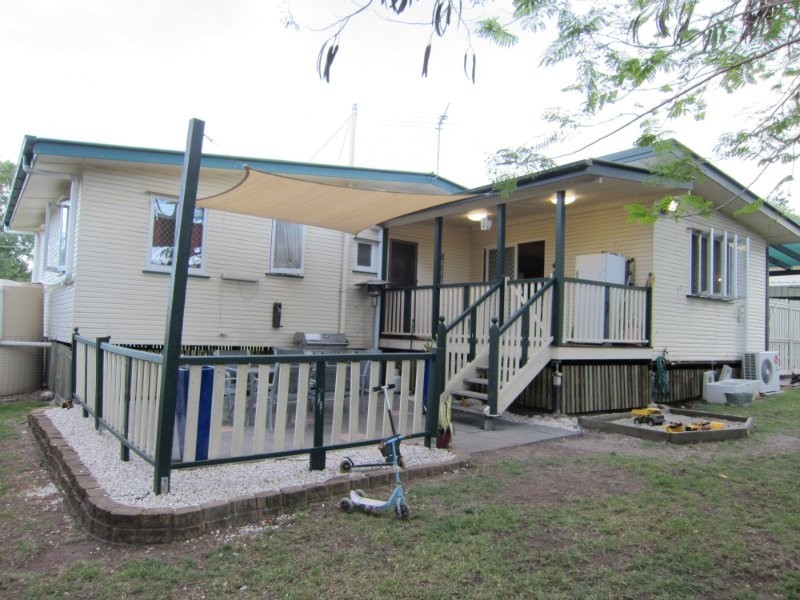 18 Edgar Street, Eastern Heights QLD 4305