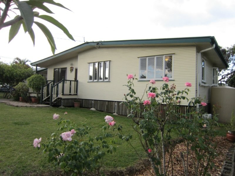 18 Edgar Street, Eastern Heights QLD 4305