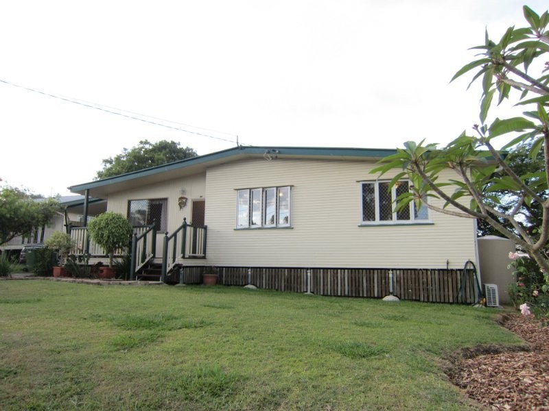 18 Edgar Street, Eastern Heights QLD 4305