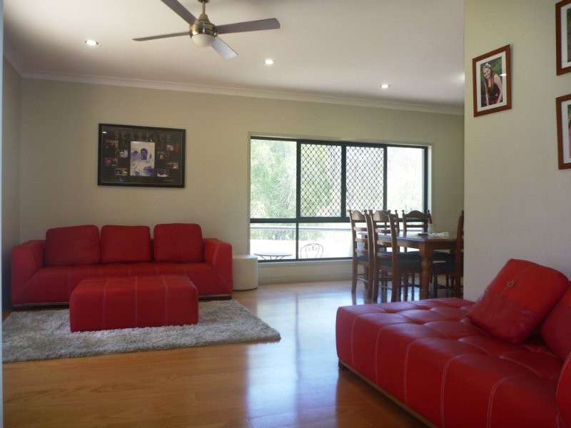 21 Kelso Close, Yamanto QLD 4305