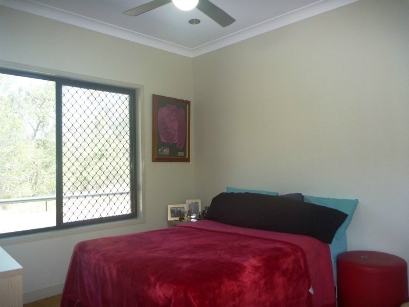 21 Kelso Close, Yamanto QLD 4305