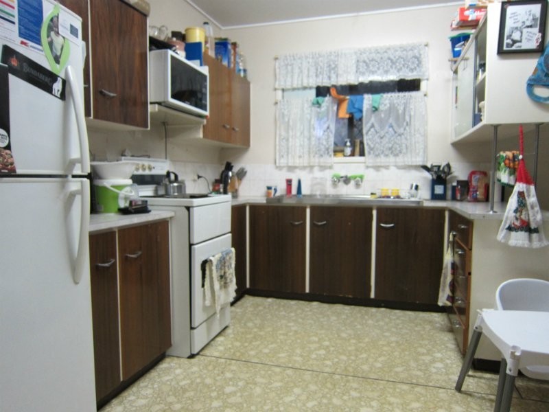 5 Ironbark Crescent, Raceview QLD 4305