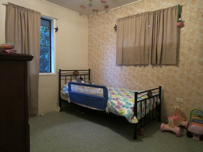 5 Ironbark Crescent, Raceview QLD 4305