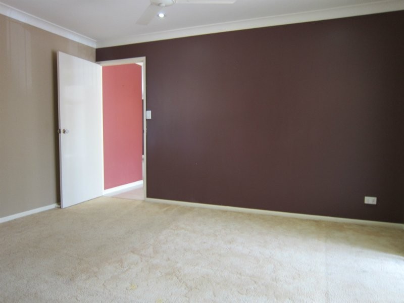 84 Flinders Street, Peak Crossing QLD 4306