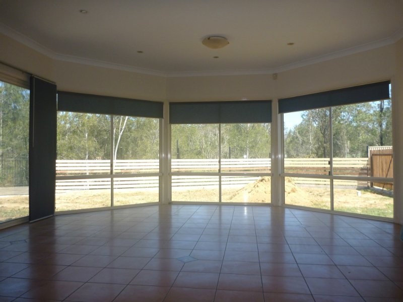 5 Kelso Close, Yamanto QLD 4305