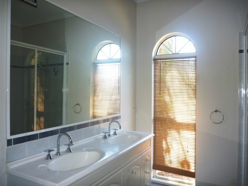 5 Kelso Close, Yamanto QLD 4305