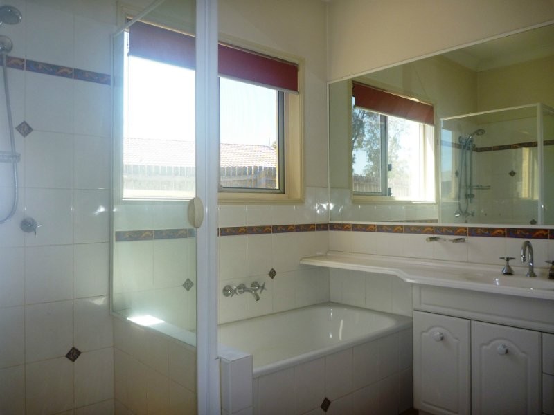 5 Kelso Close, Yamanto QLD 4305