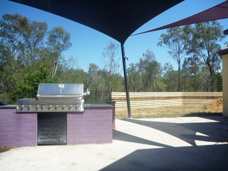 5 Kelso Close, Yamanto QLD 4305