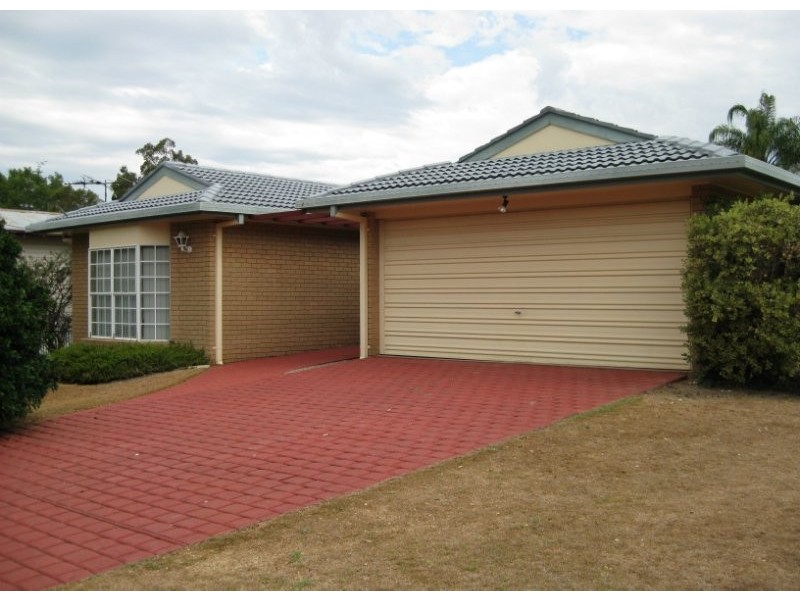 35 Queen Street, Blackstone QLD 4304