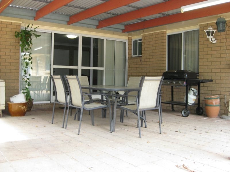 35 Queen Street, Blackstone QLD 4304