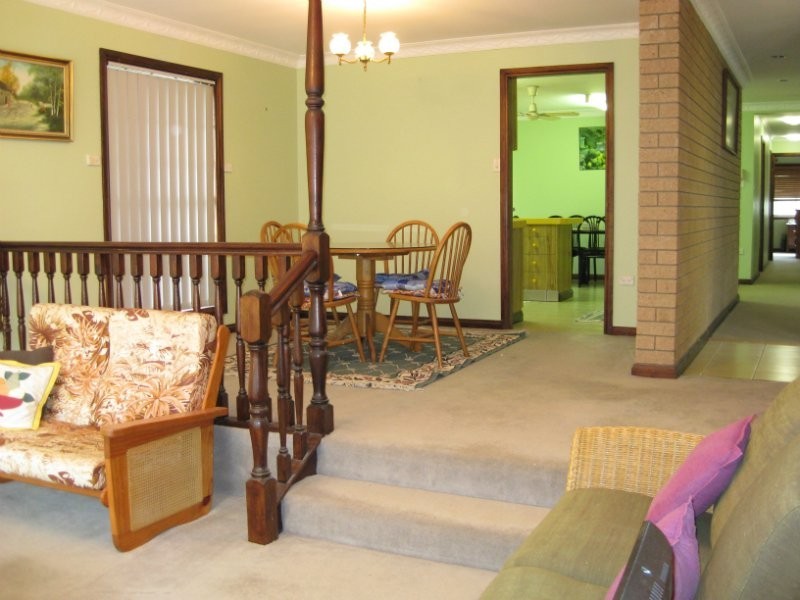 35 Queen Street, Blackstone QLD 4304