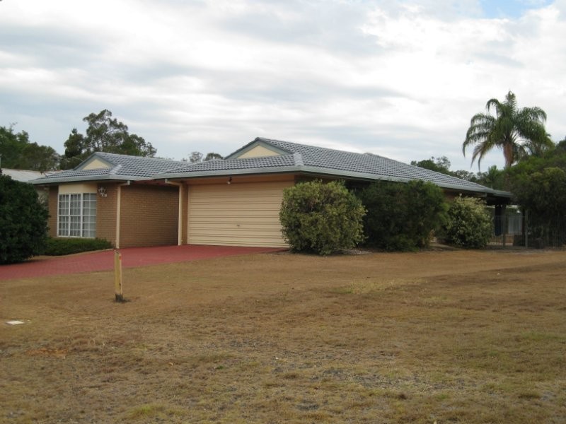 35 Queen Street, Blackstone QLD 4304