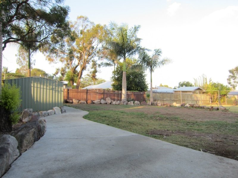 10 Edgar Street, Eastern Heights QLD 4305