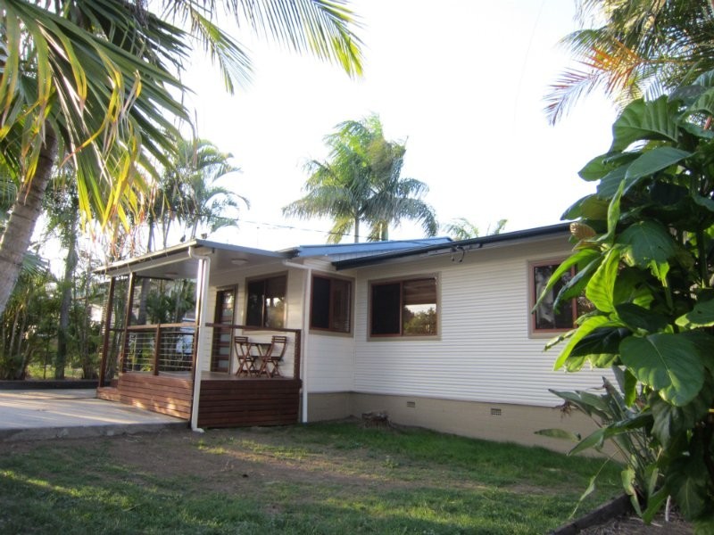 10 Edgar Street, Eastern Heights QLD 4305