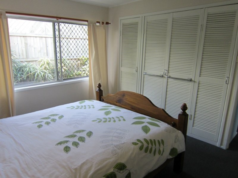 2 Way Court, Silkstone QLD 4304