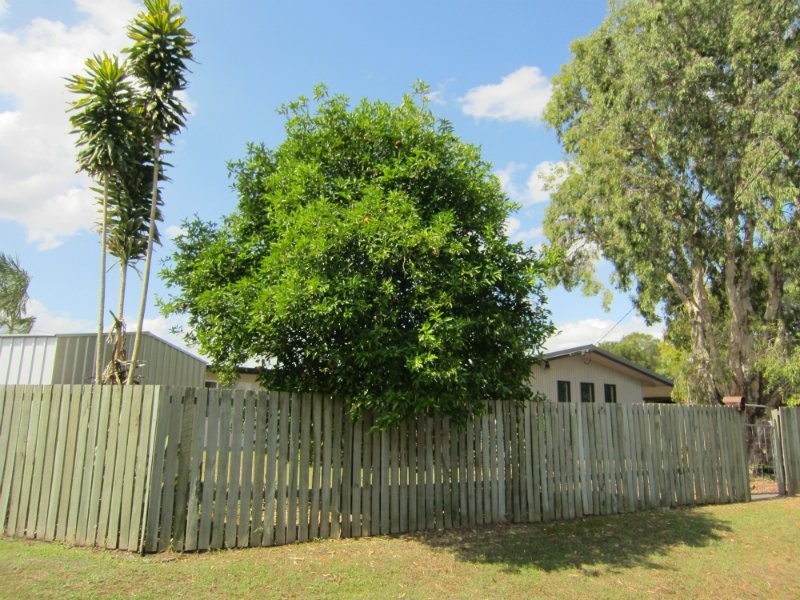 2 Way Court, Silkstone QLD 4304