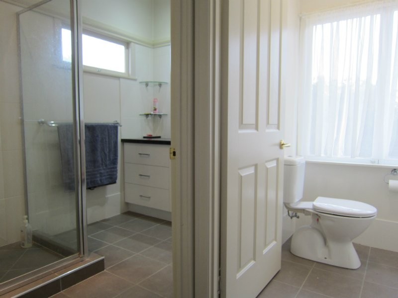 17 Marginson Street, Leichhardt QLD 4305