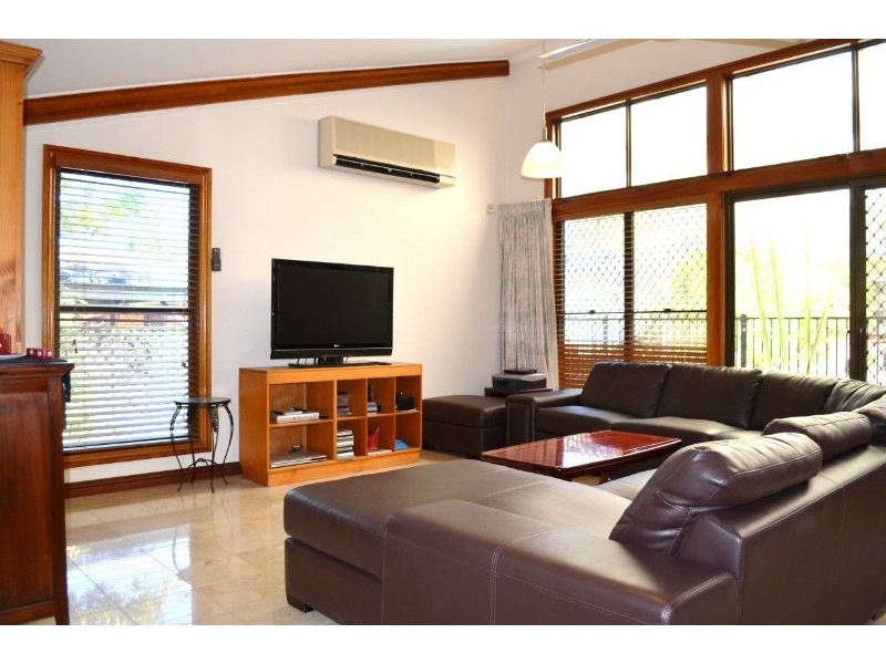 18 Gregory Street, Wulkuraka QLD 4305