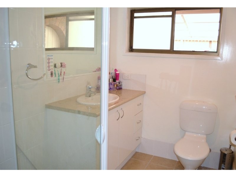 18 Gregory Street, Wulkuraka QLD 4305