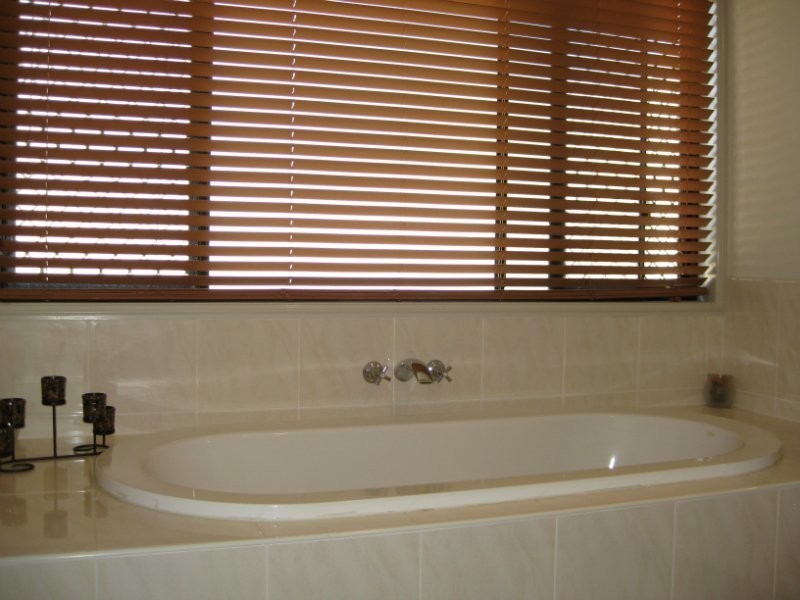 32 Loder Road, Thagoona QLD 4306